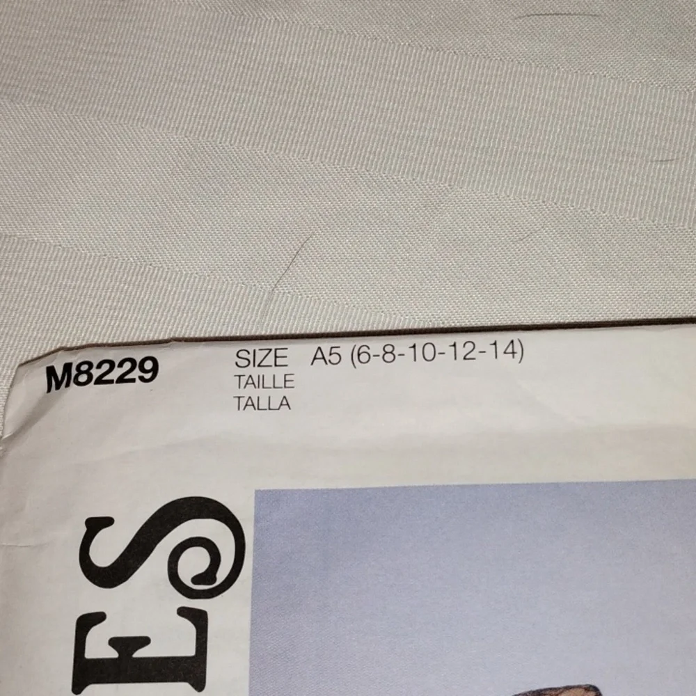 McCall's Costumes Kids Costumes, Sizes: A5, (6-8-10-12-14) (M8229 & M8186), NWT